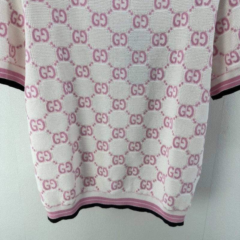 Seasonal Gucci T-Shirts 124397