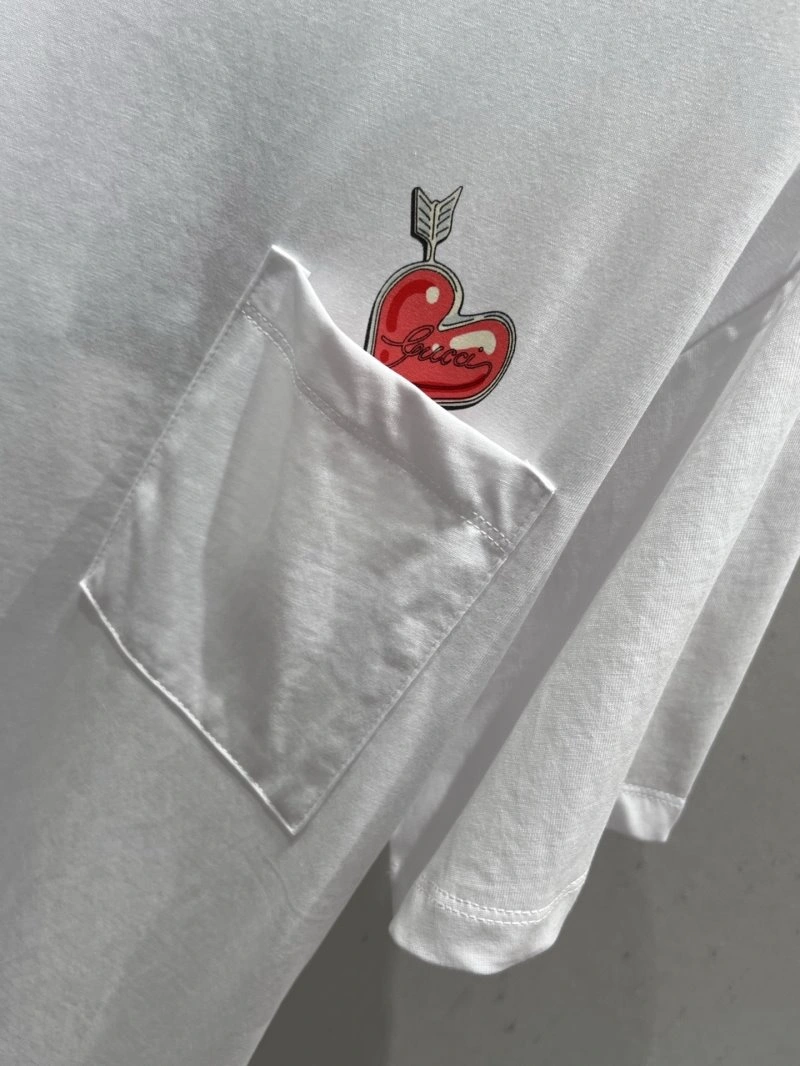 Gucci T-Shirts Flexible 124396