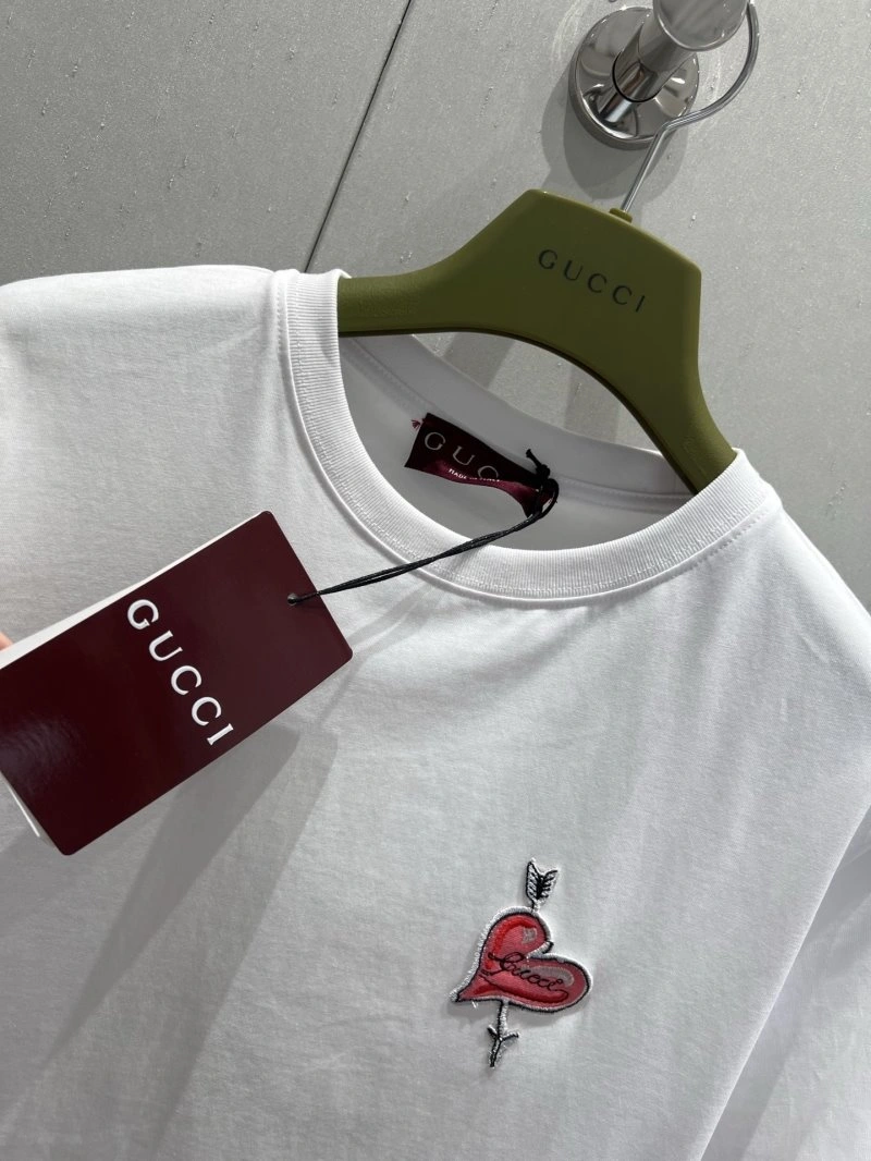 Gucci T-Shirts Durable 124374