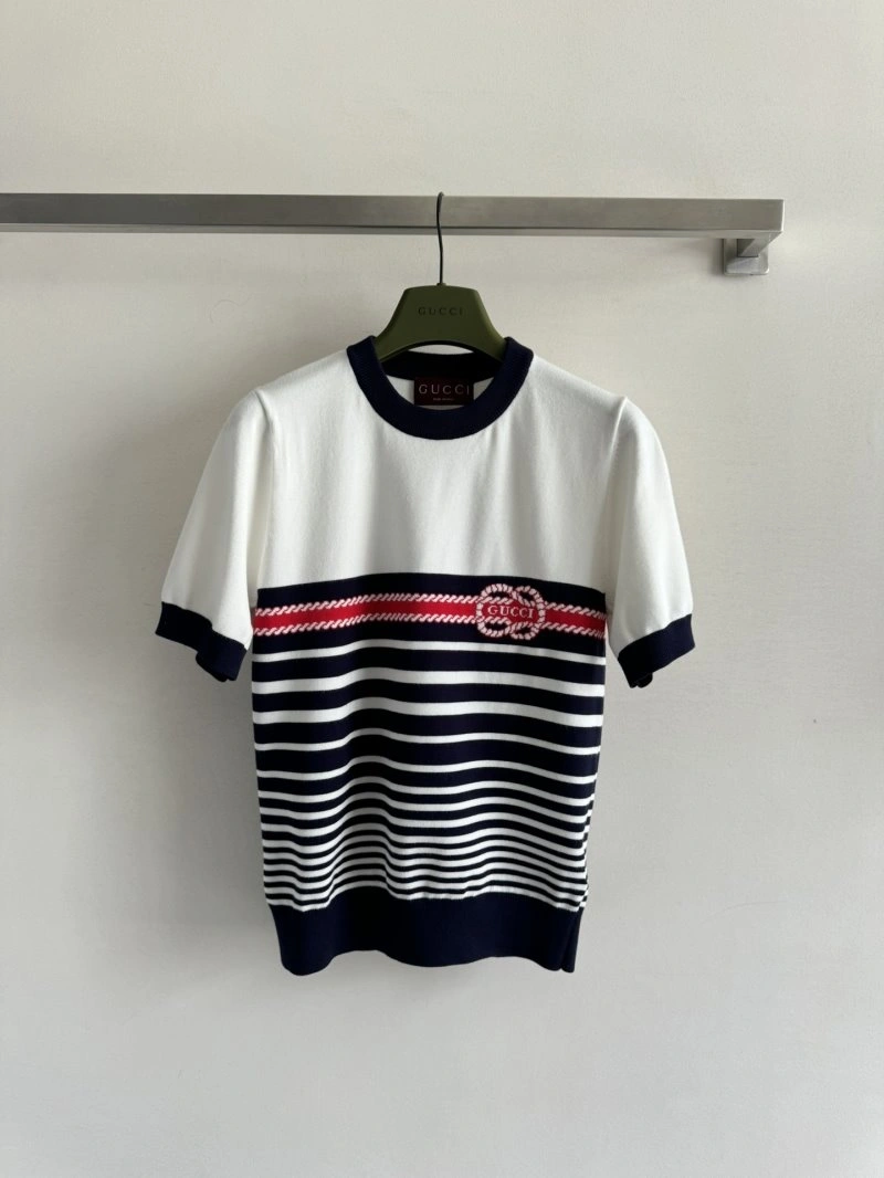 Versatile Gucci T-Shirts 124373