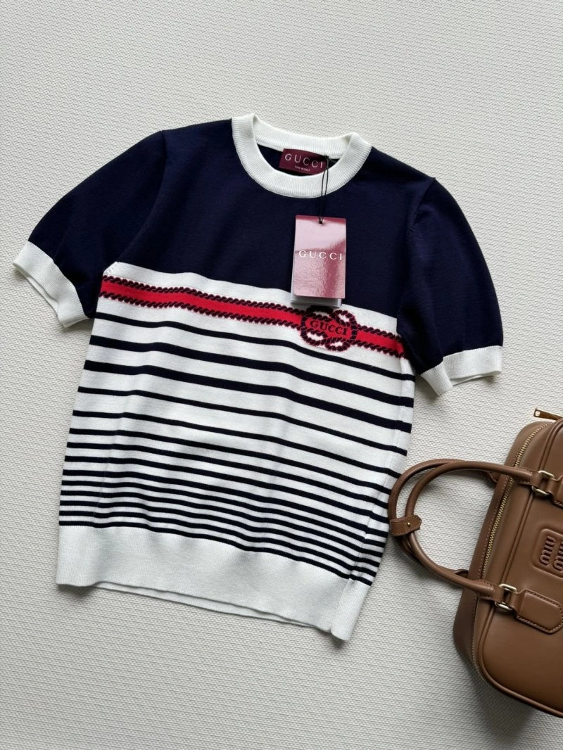 Gucci T-Shirts WellDesigned 124372