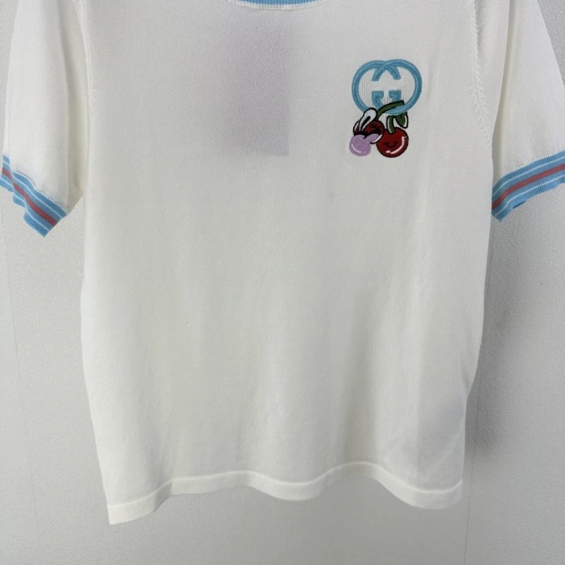 Gucci T-Shirts Durable 124361
