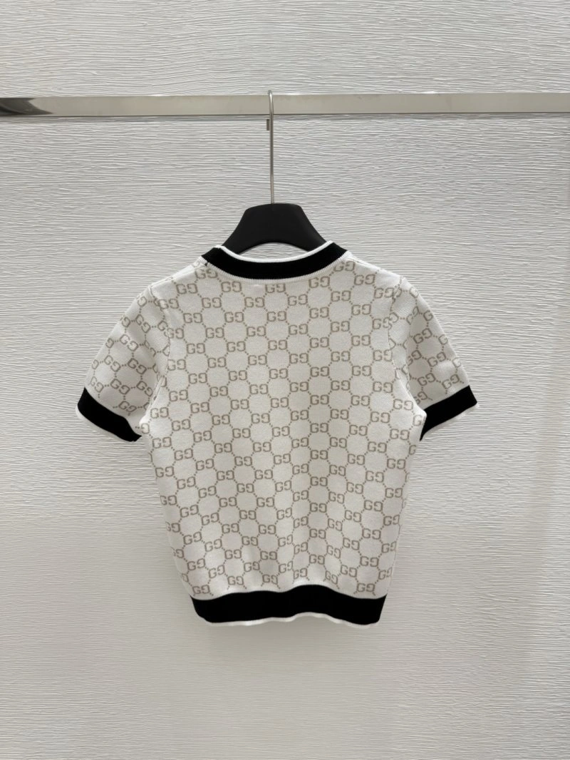 Gucci T-Shirts Durable 124357