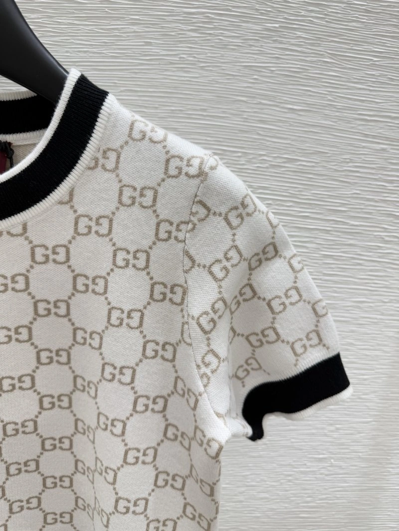 Gucci T-Shirts Durable 124357