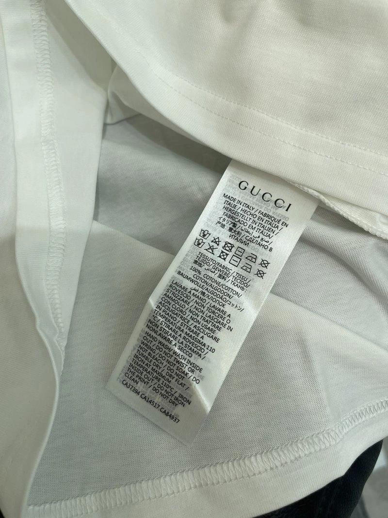 Gucci T-Shirts SmartChoice 124341