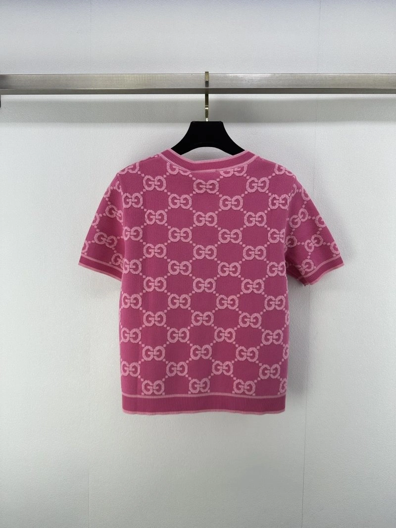 Sleek Gucci T-Shirts 124352