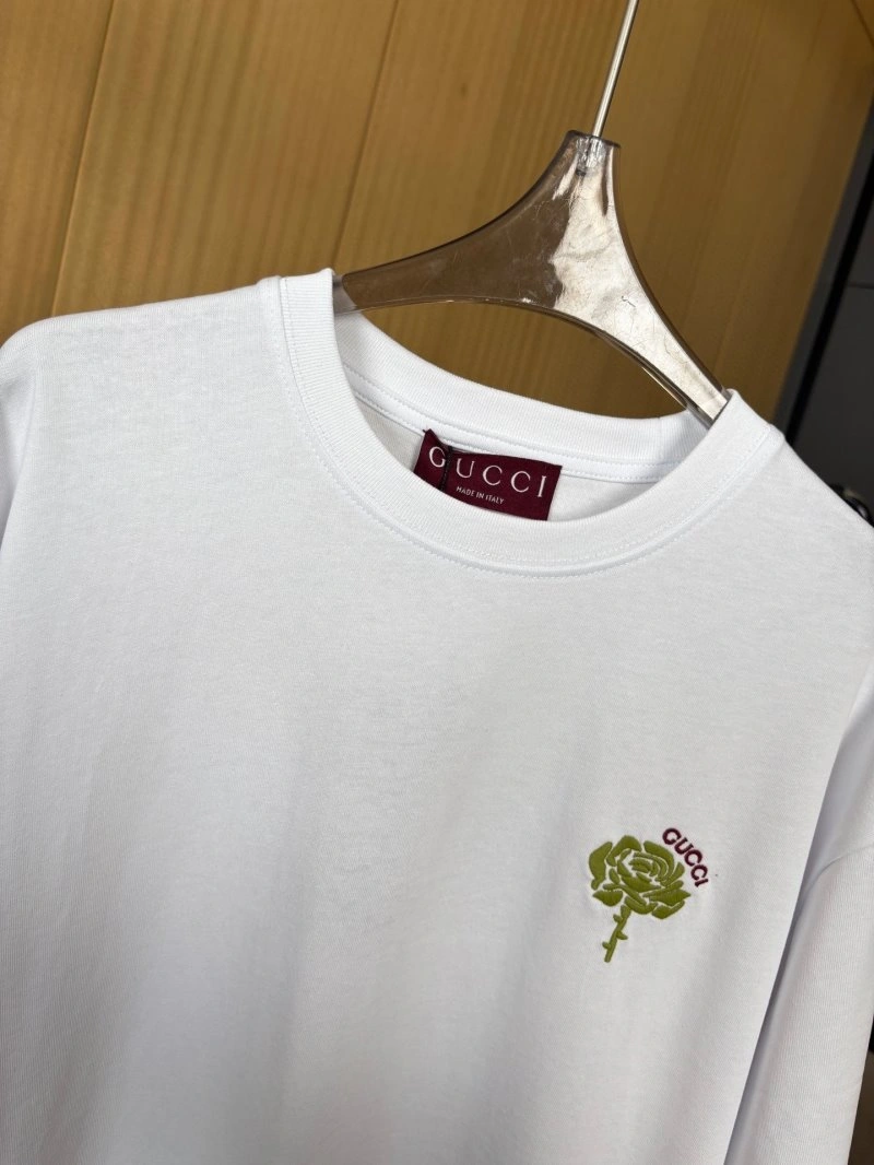 Casual Gucci T-Shirts 124345