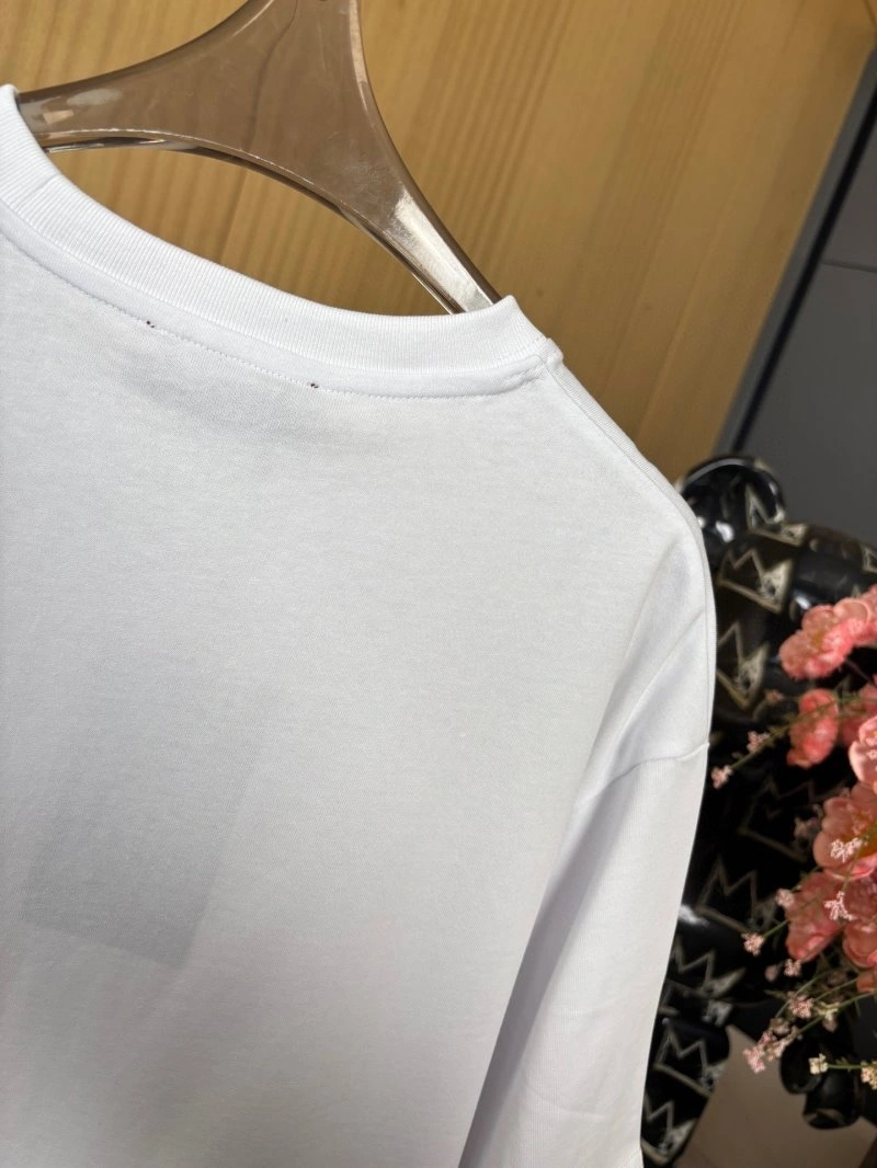 Casual Gucci T-Shirts 124345