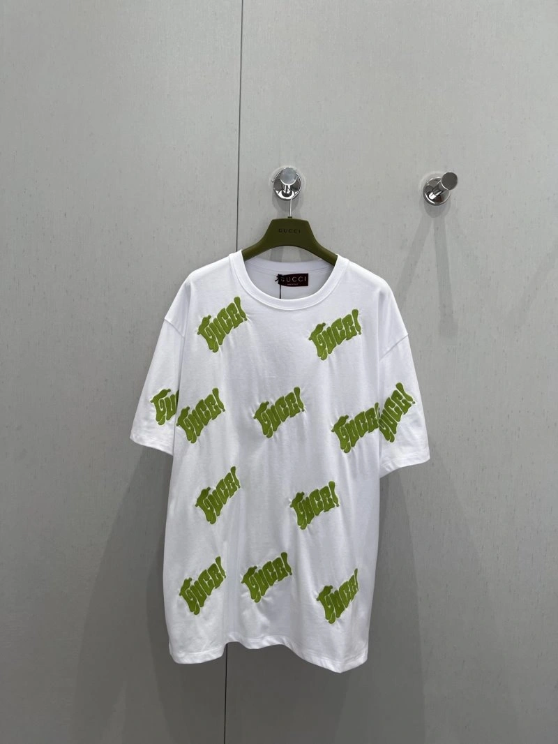 Gucci T-Shirts Soft 124337