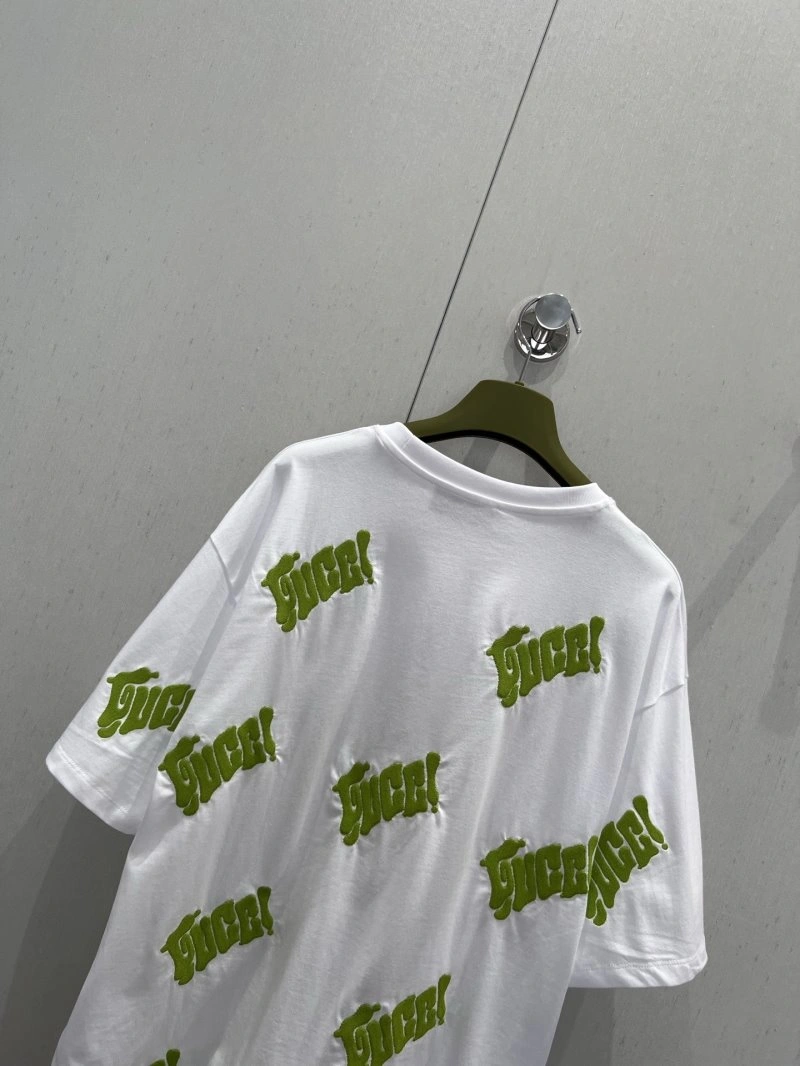 Gucci T-Shirts Soft 124337