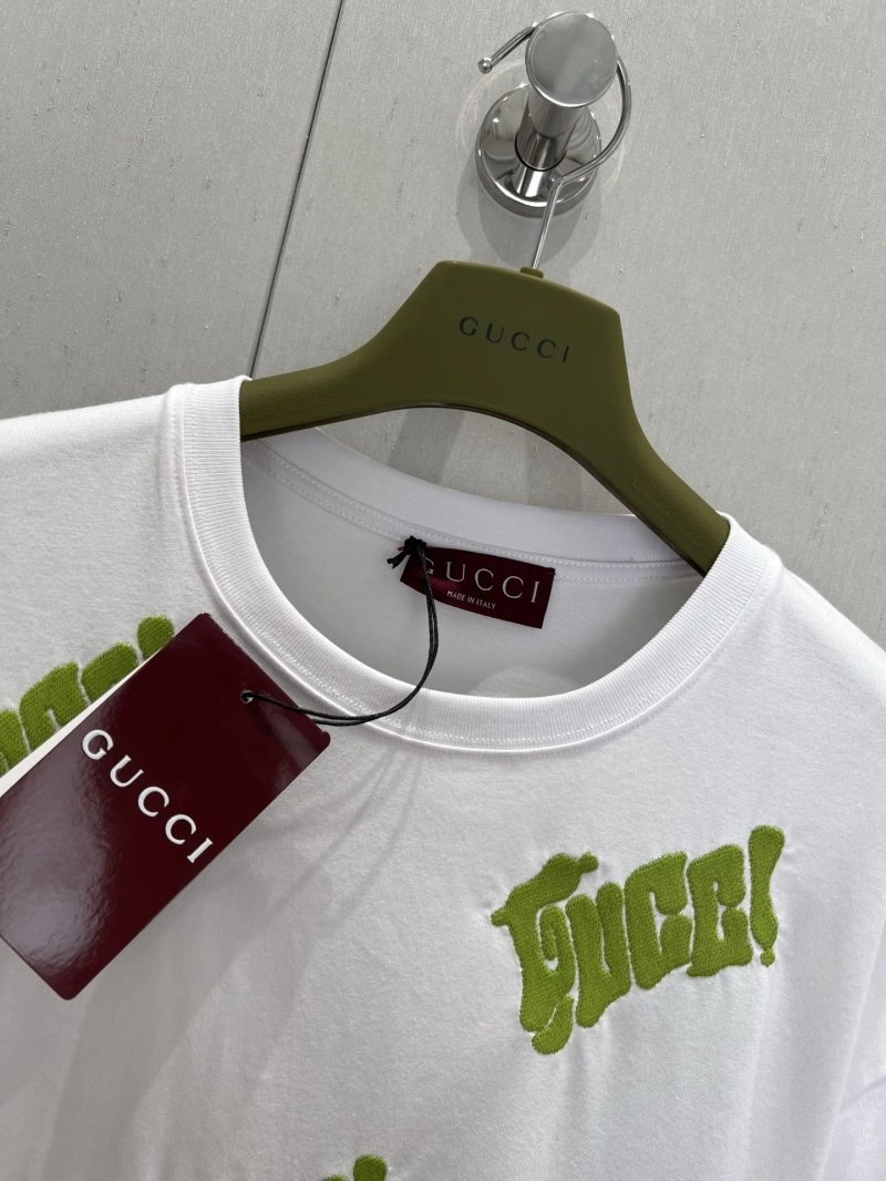 Gucci T-Shirts Soft 124337