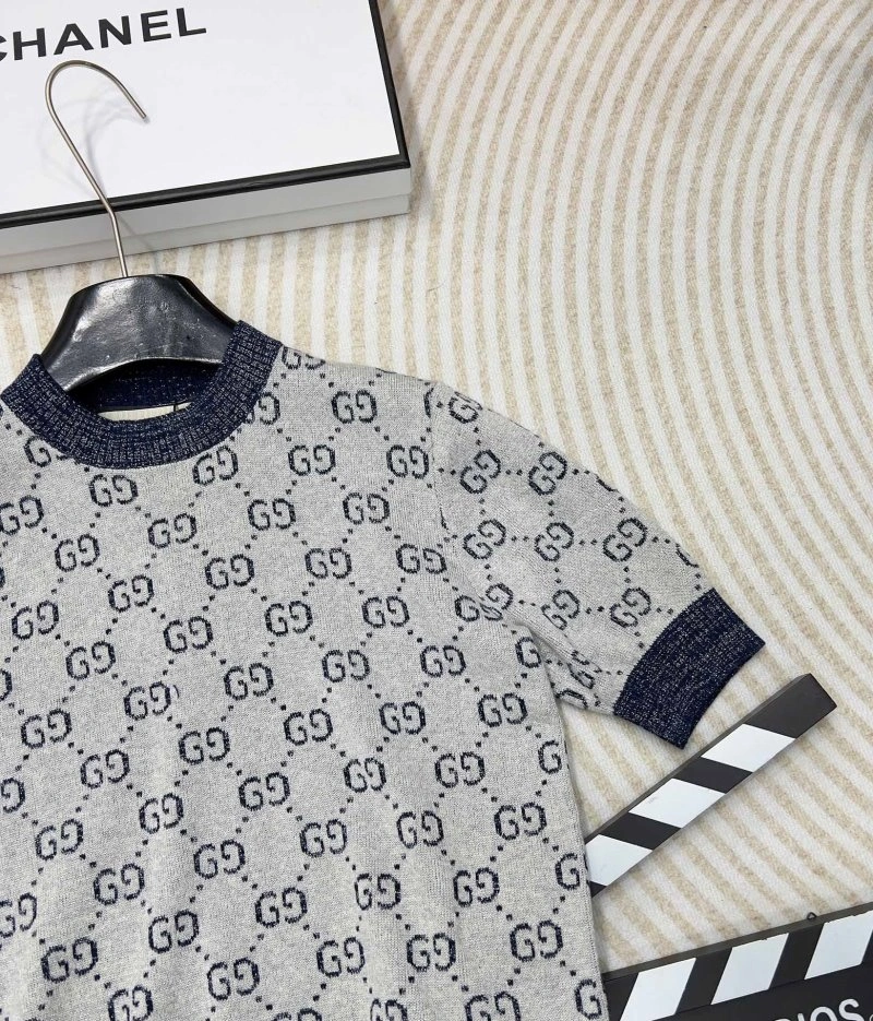 Gucci T-Shirts Durable 124349