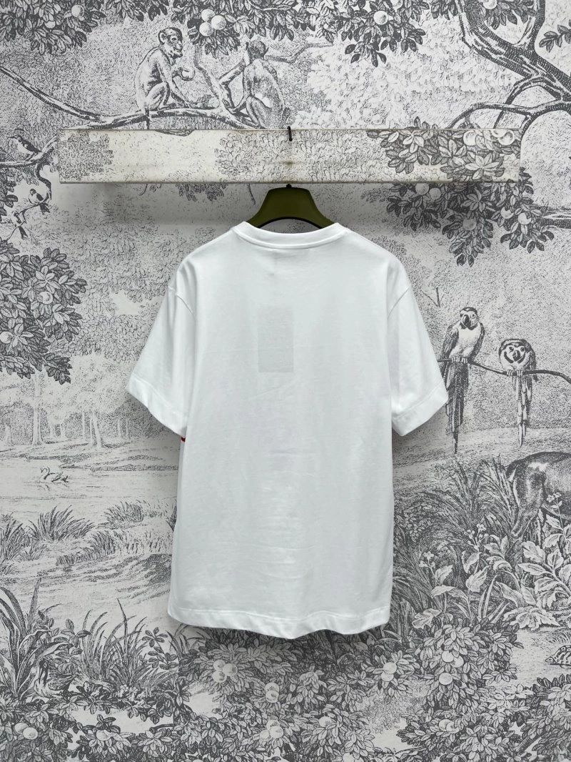 Gucci T-Shirts Sleek 124330