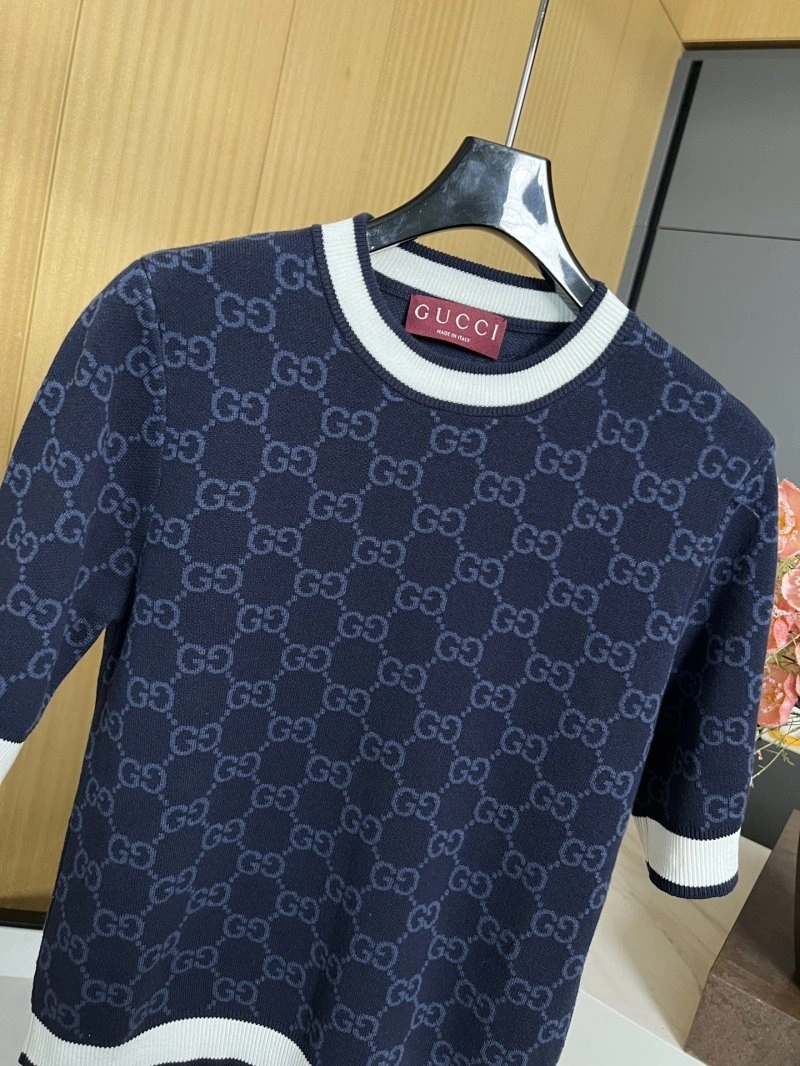 Gucci T-Shirts Elegant 124331