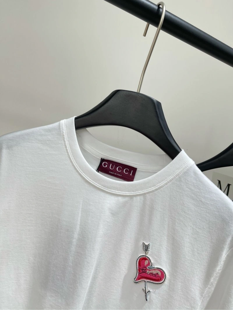 Gucci T-Shirts Lightweight 124301
