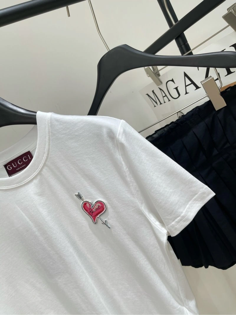 Gucci T-Shirts Lightweight 124301