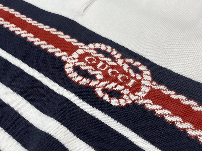 Lightweight Gucci T-Shirts 124298
