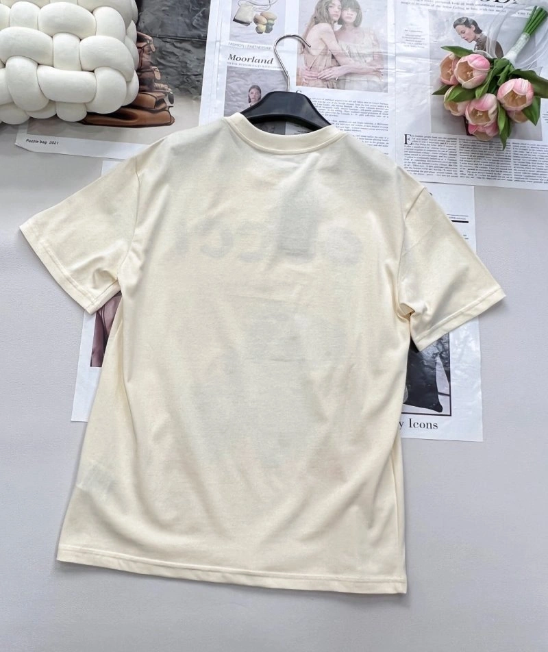 Gucci T-Shirts Durable 124313