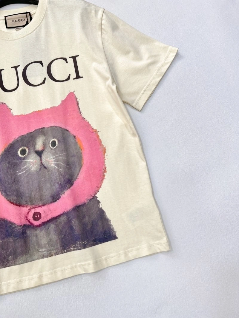 Gucci T-Shirts WeatherProof 124289