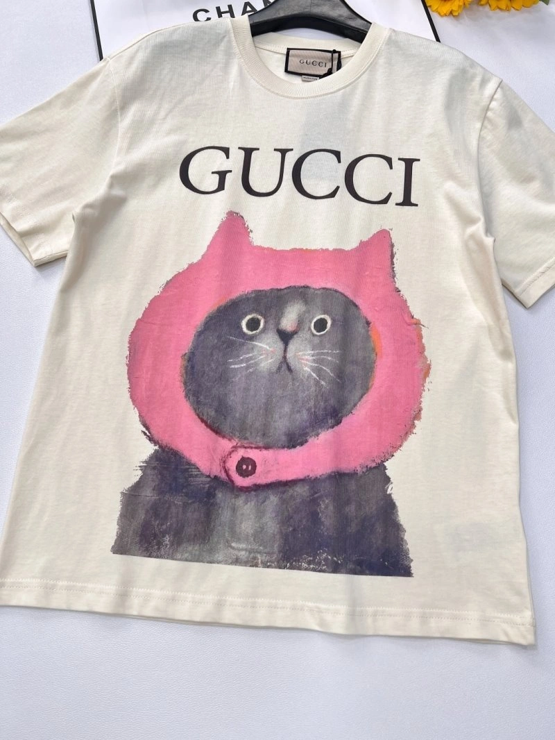 Gucci T-Shirts WeatherProof 124289