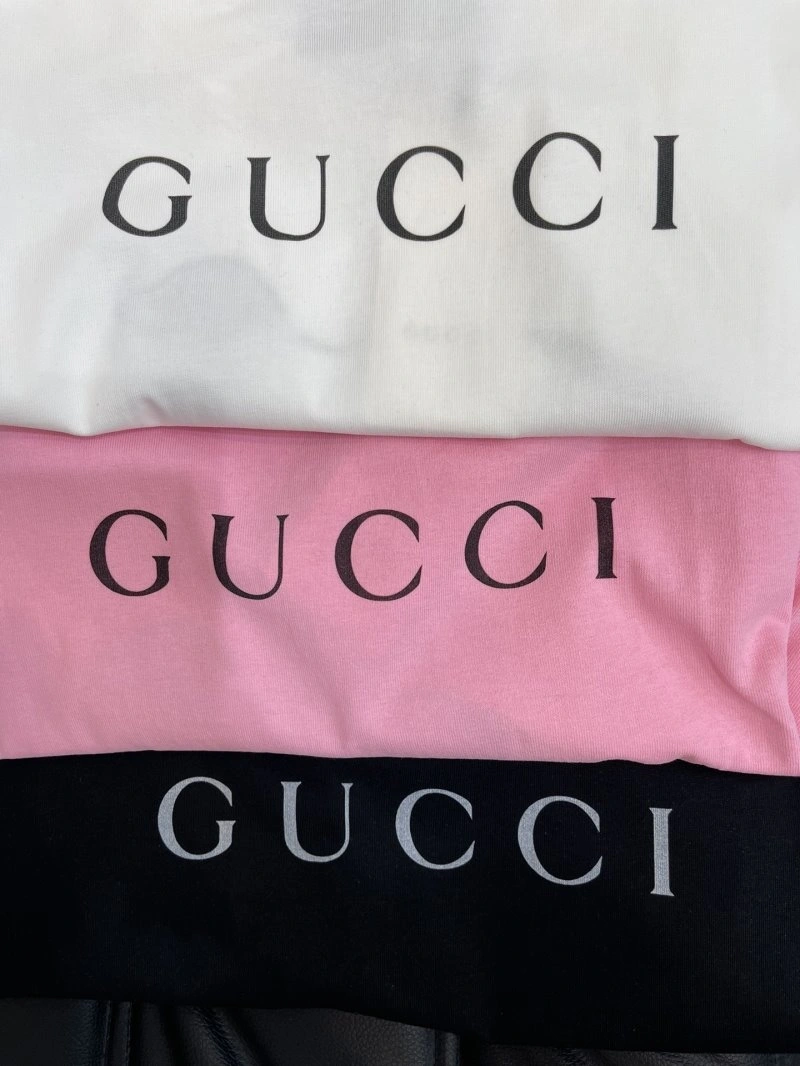 Gucci T-Shirts Breathable 124282