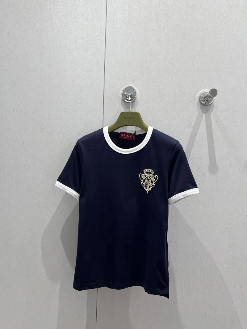 Gucci T-Shirts TimelessDesign 124247