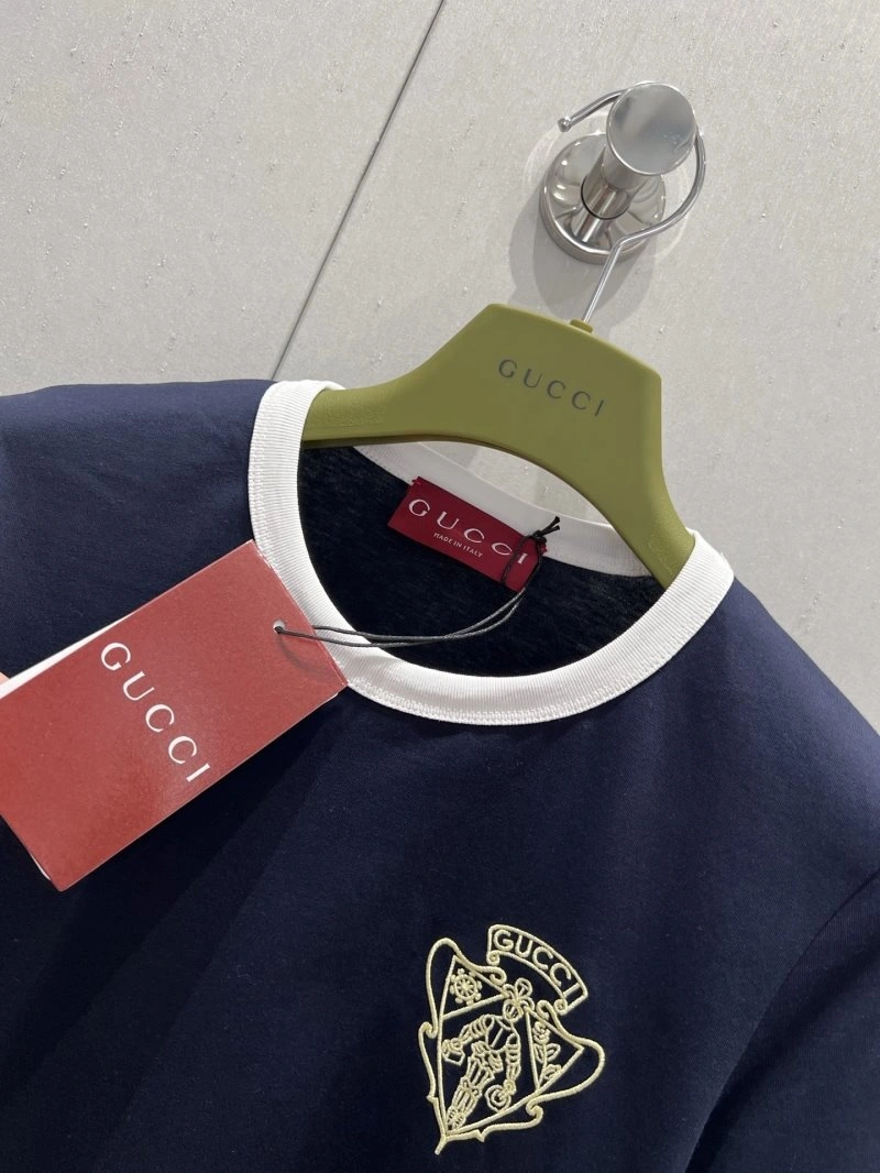 Gucci T-Shirts TimelessDesign 124247