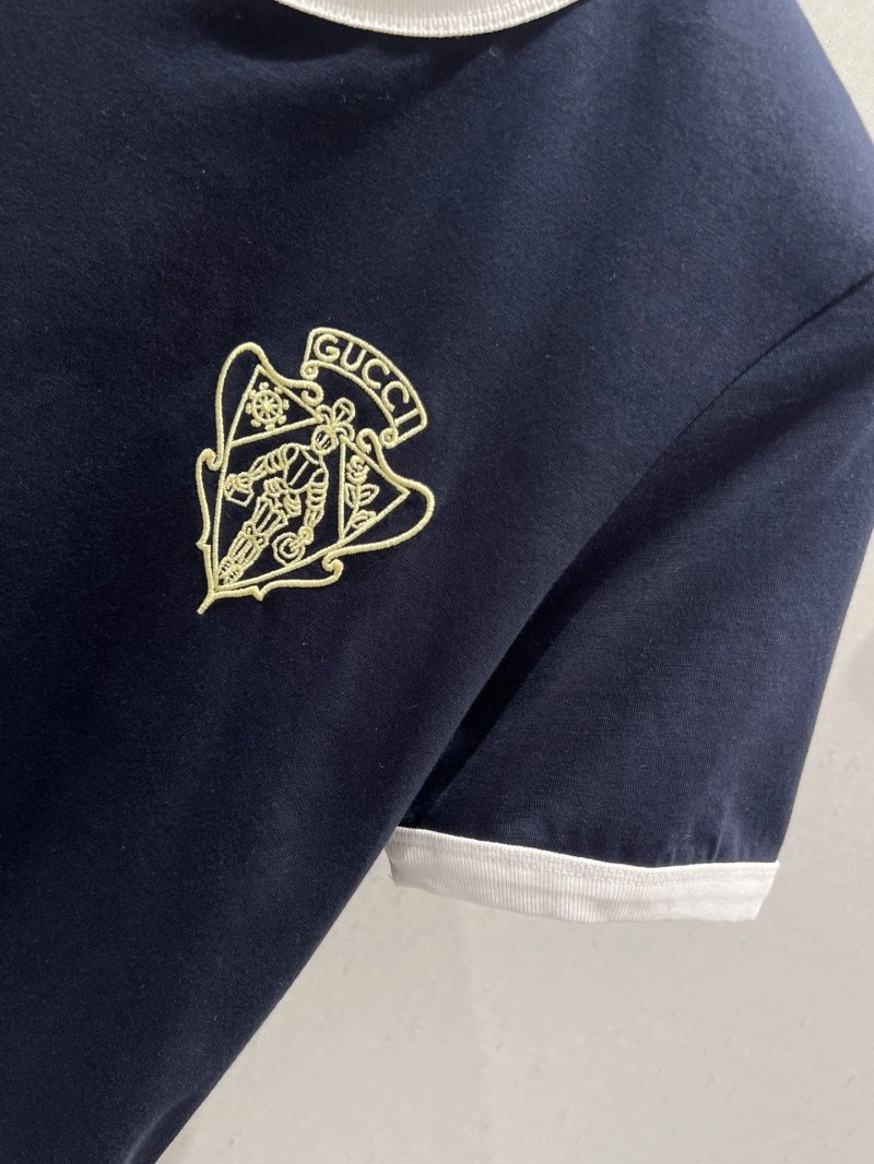 Gucci T-Shirts TimelessDesign 124247