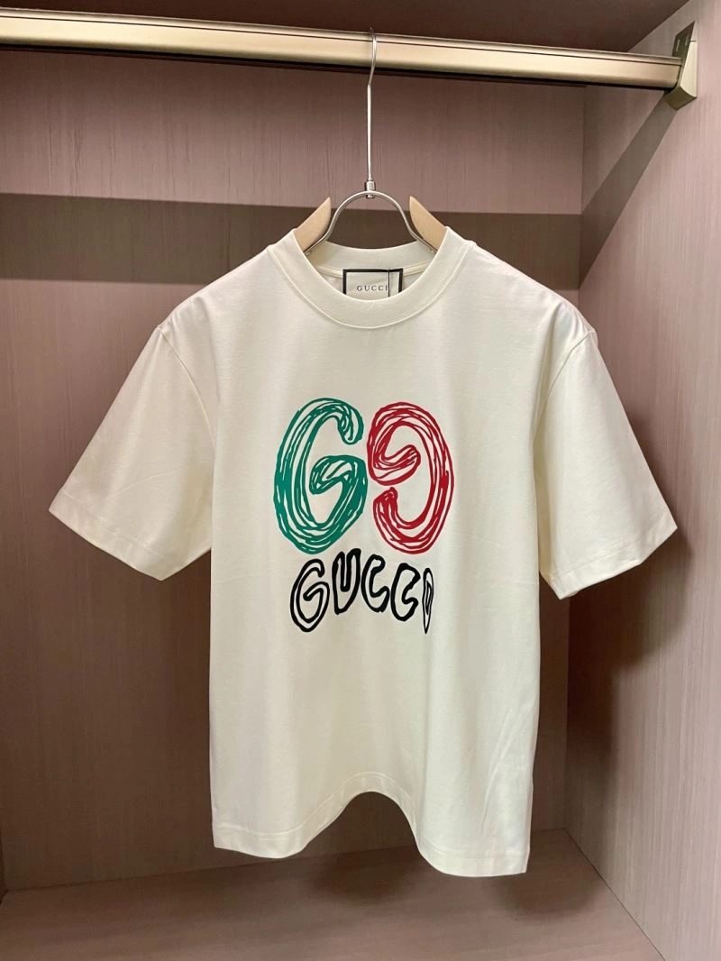 Gucci T-Shirts Comfortable 127224