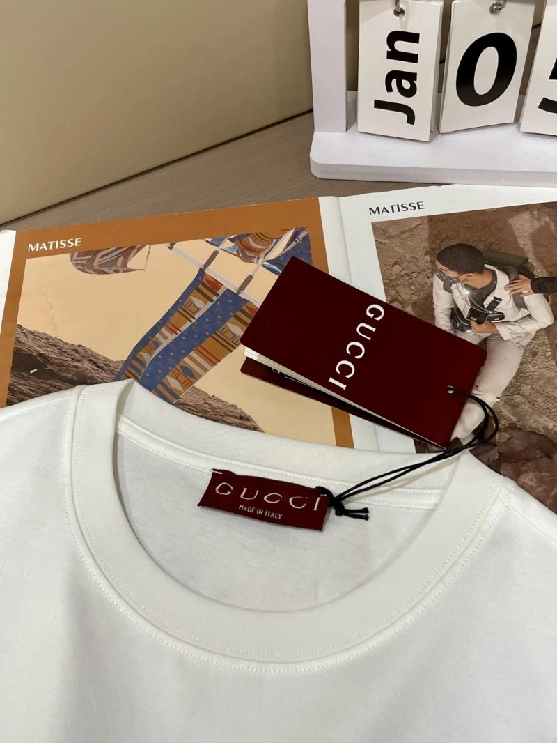WaterResistant Gucci T-Shirts 127202