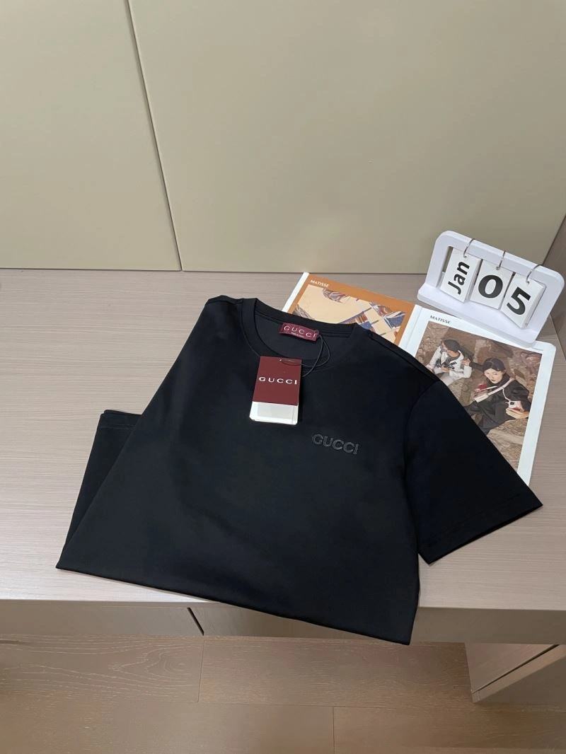 Modern Gucci T-Shirts 127200