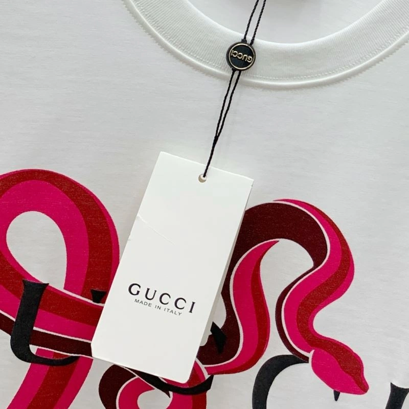 Resilient Gucci T-Shirts 127198
