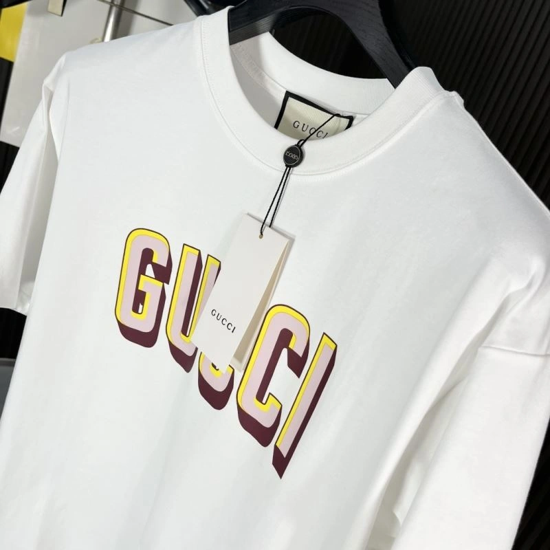 Gucci T-Shirts Practical 127193