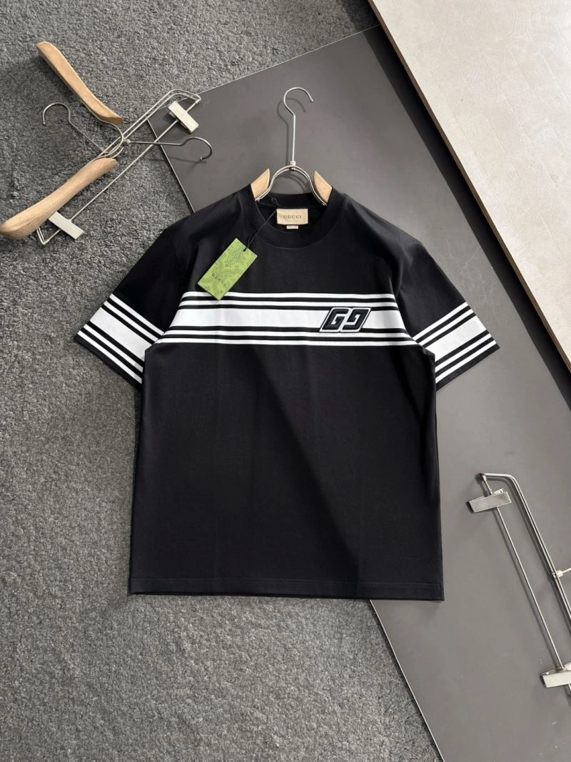 Gucci T-Shirts FashionForward 127191