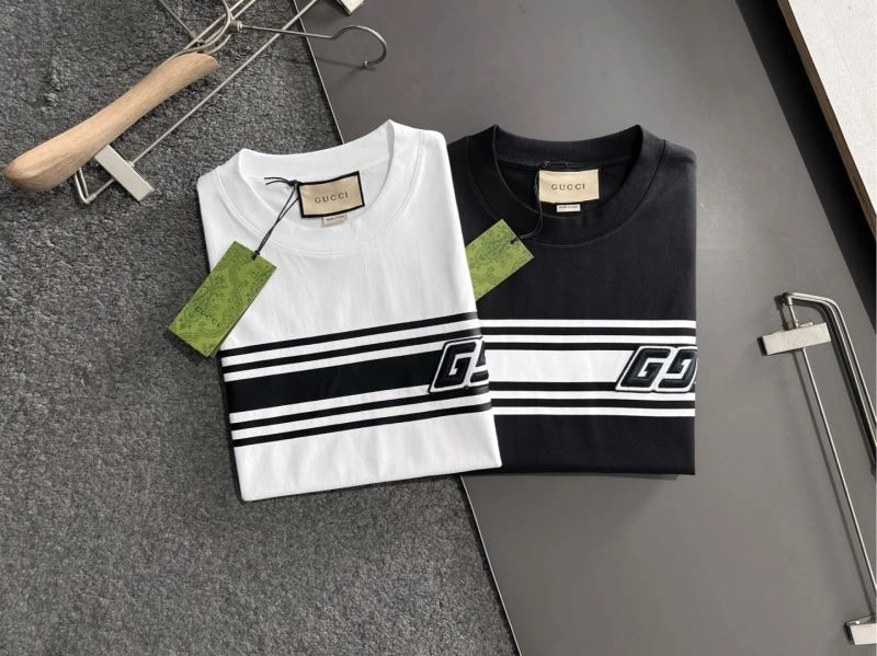 Gucci T-Shirts FashionForward 127191