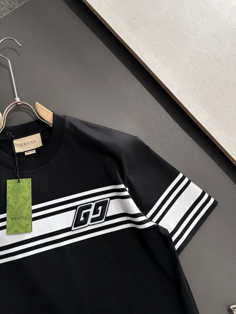 Gucci T-Shirts FashionForward 127191