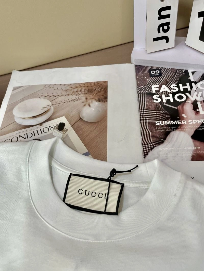 Gucci T-Shirts Flexible 127184
