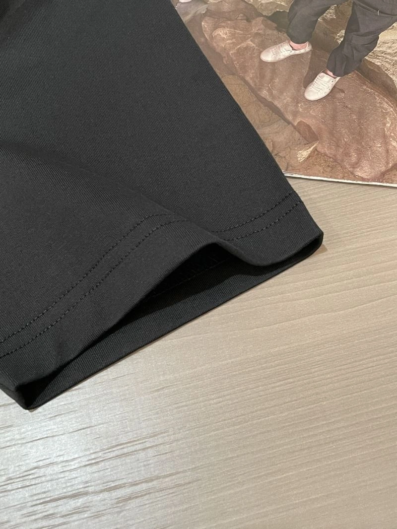 Supportive Gucci T-Shirts 127169