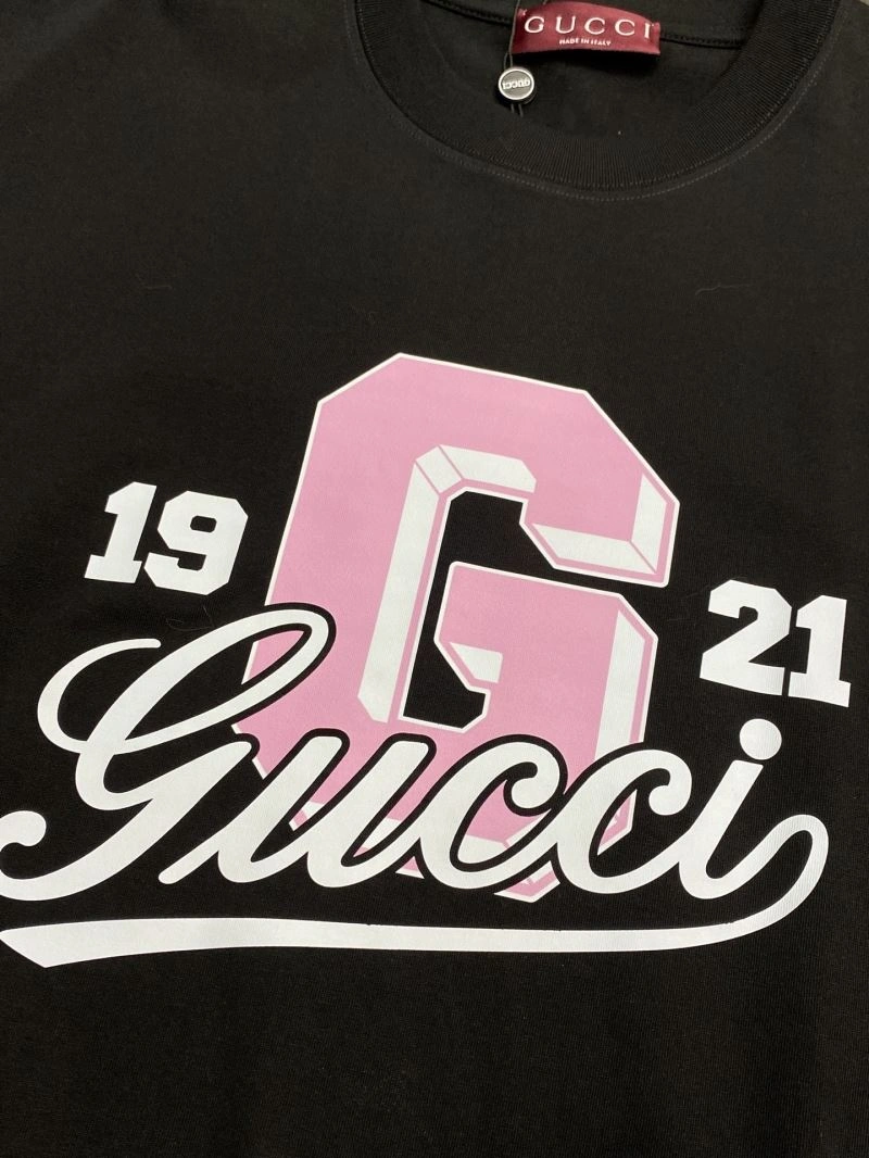 Gucci T-Shirts Practical 127157