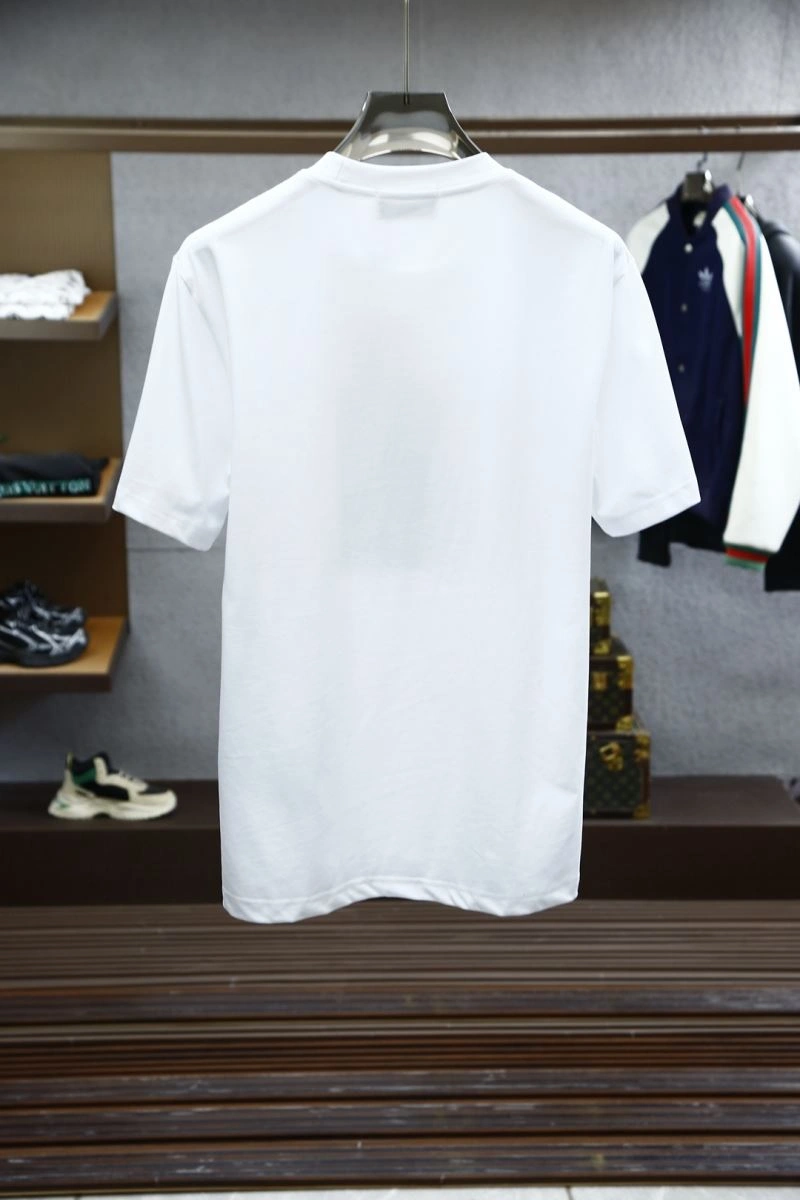 Effortless Gucci T-Shirts 127155
