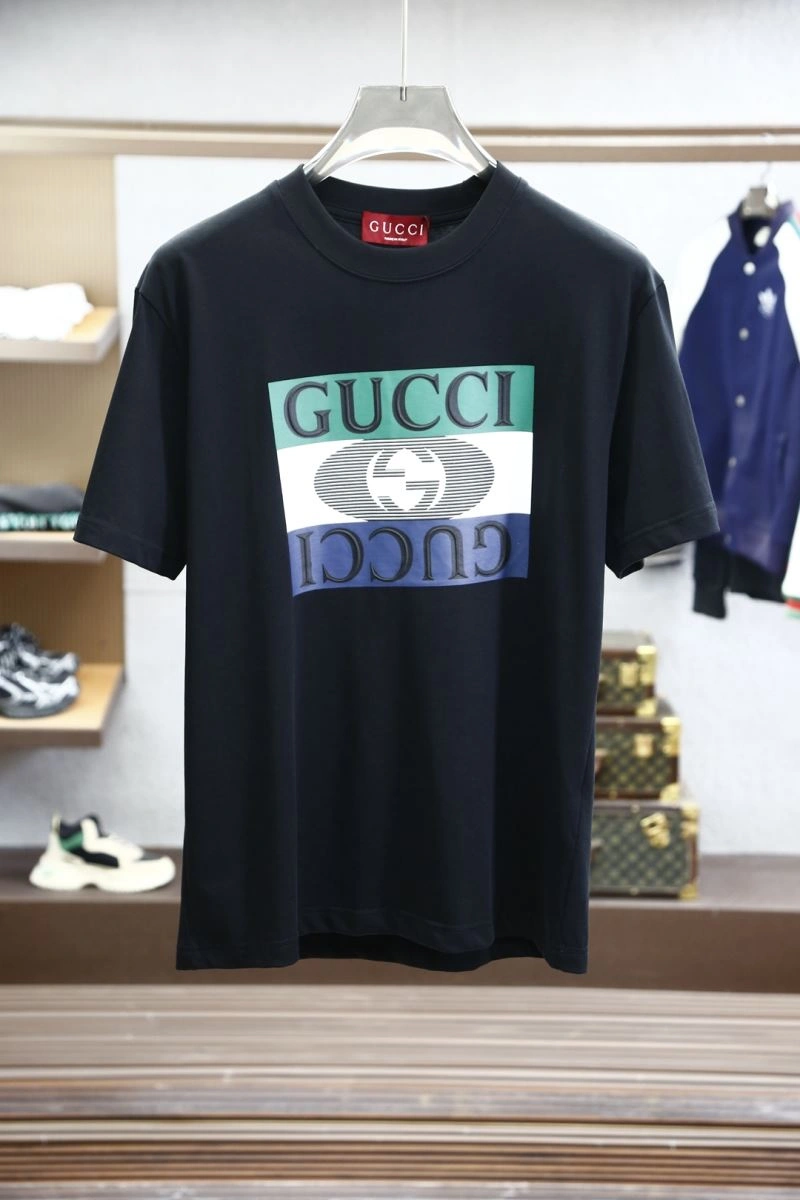 Effortless Gucci T-Shirts 127155