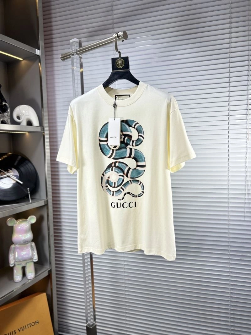 Trendsetting Gucci T-Shirts 127126