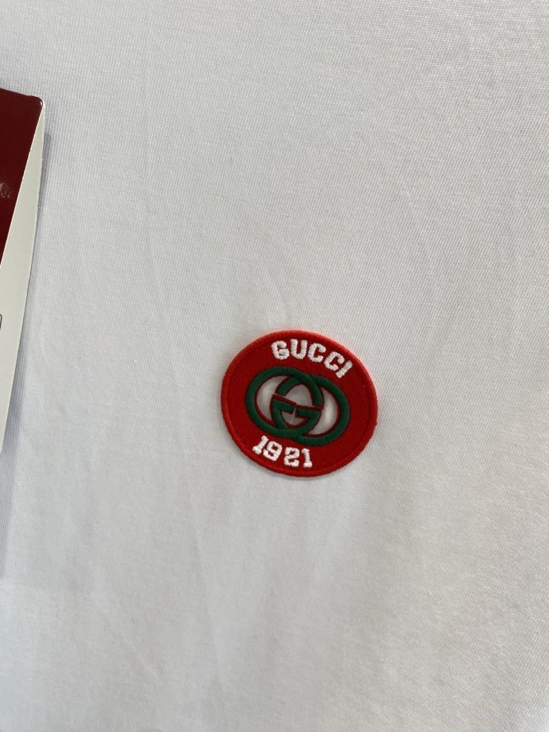 Gucci T-Shirts UrbanChic 127135