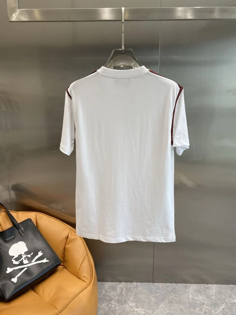 Gucci T-Shirts UrbanChic 127135