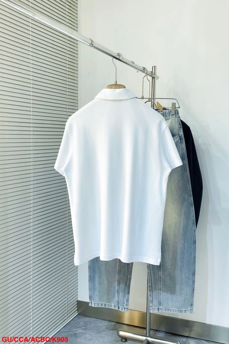 Seasonal Gucci T-Shirts 127114