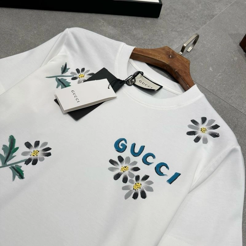 Gucci T-Shirts Functional 127115