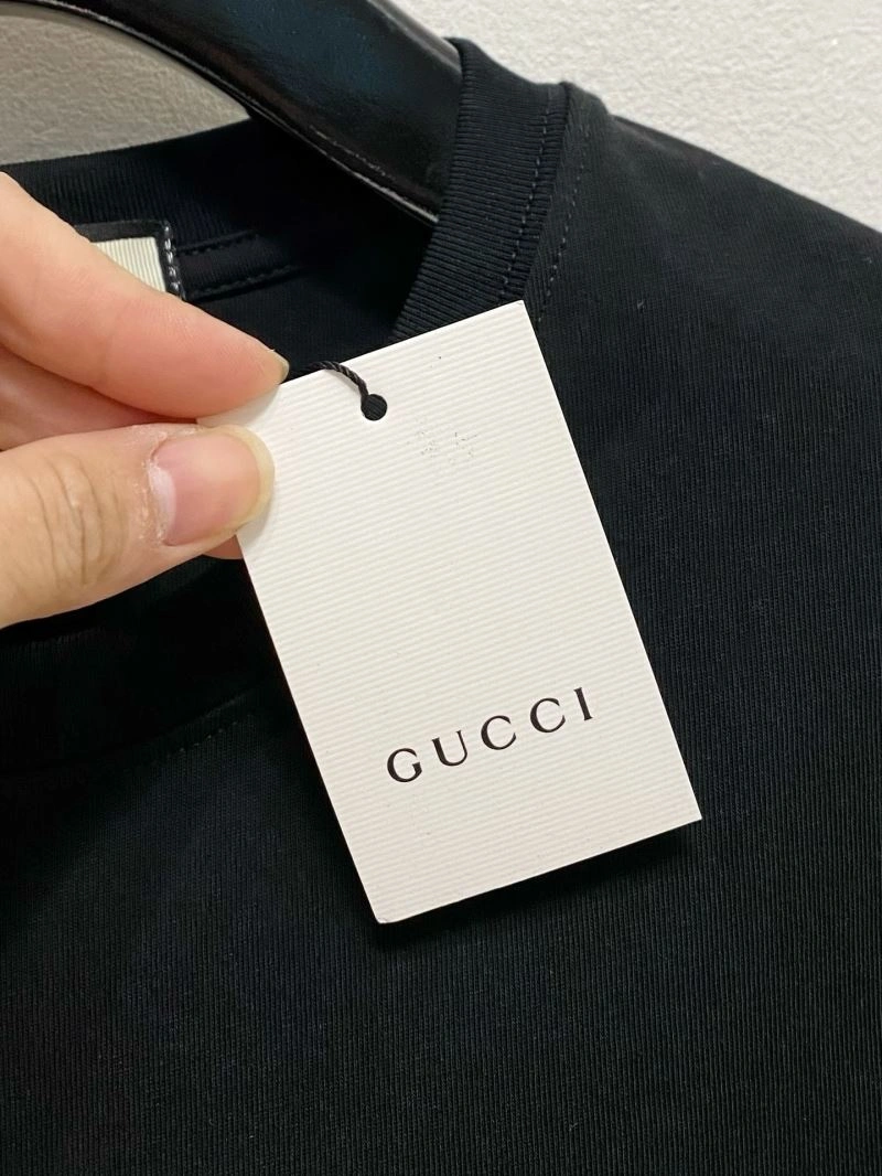 Packable Gucci T-Shirts 127110