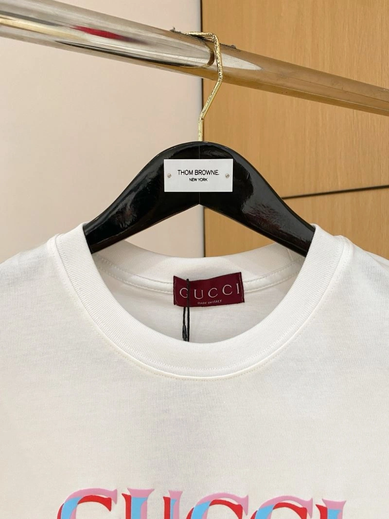 Stretchable Gucci T-Shirts 127078