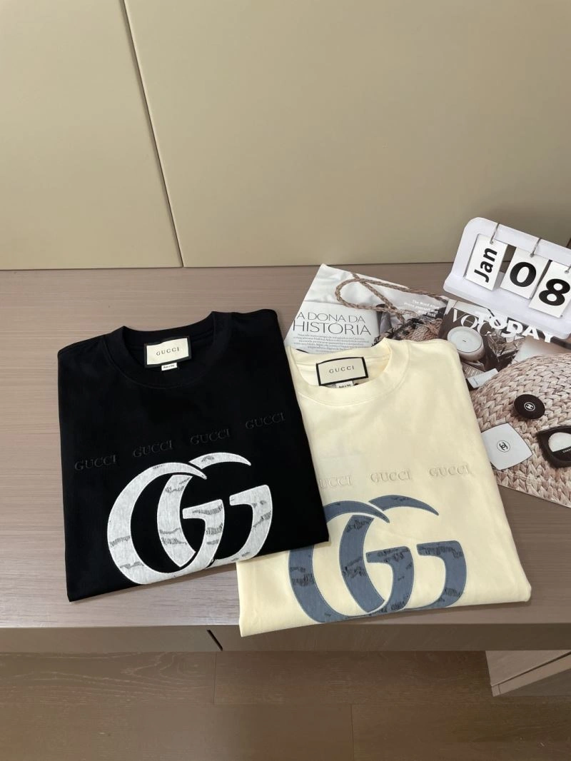 Gucci T-Shirts UrbanChic 127097