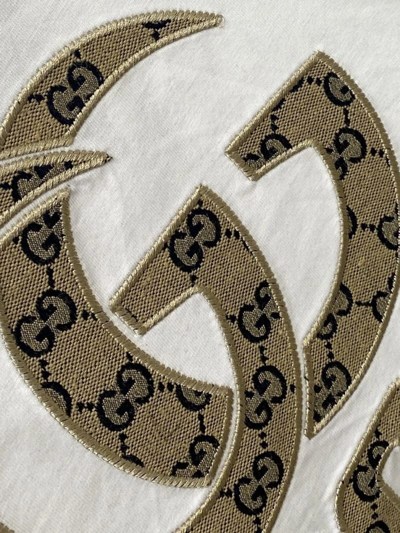 Gucci T-Shirts Durable 127096